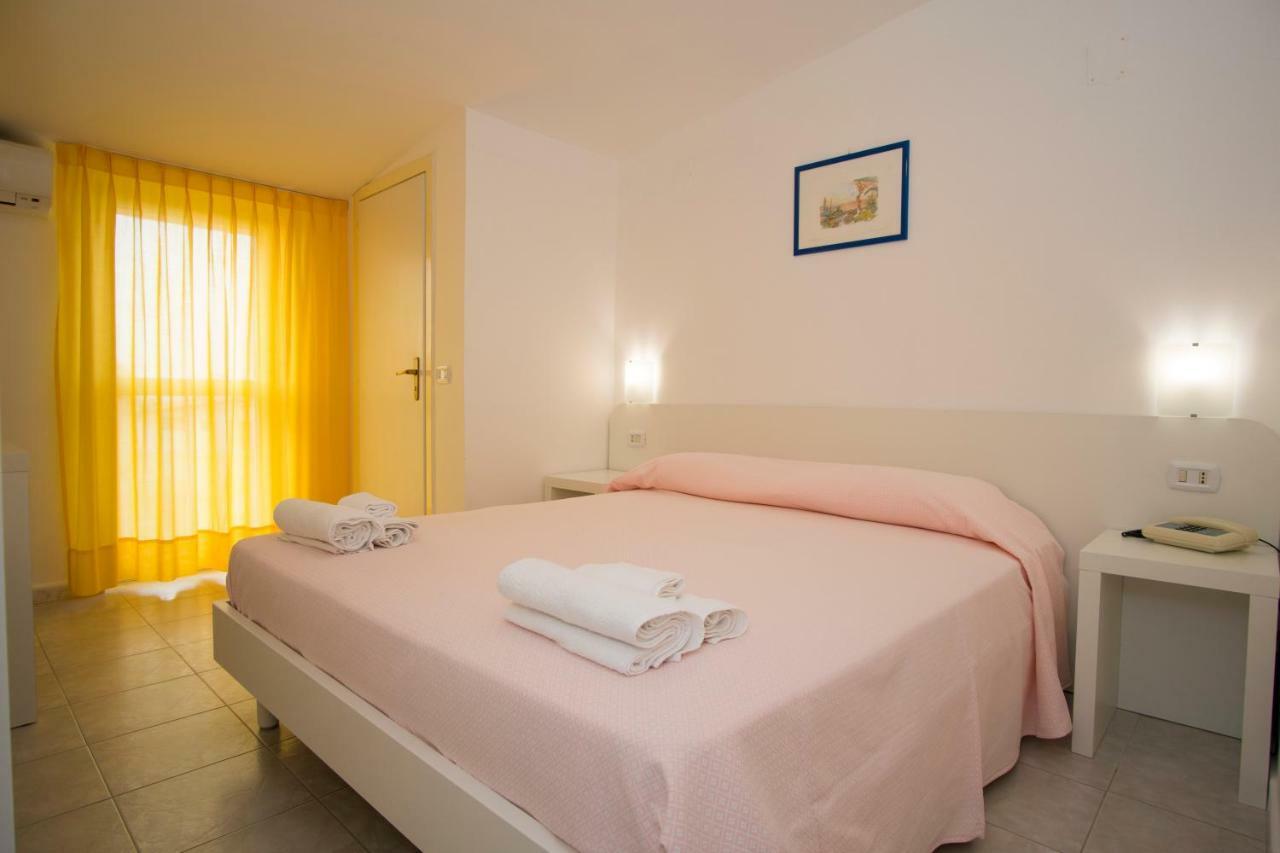 Delfino Hotel Marina di Camerota Ngoại thất bức ảnh