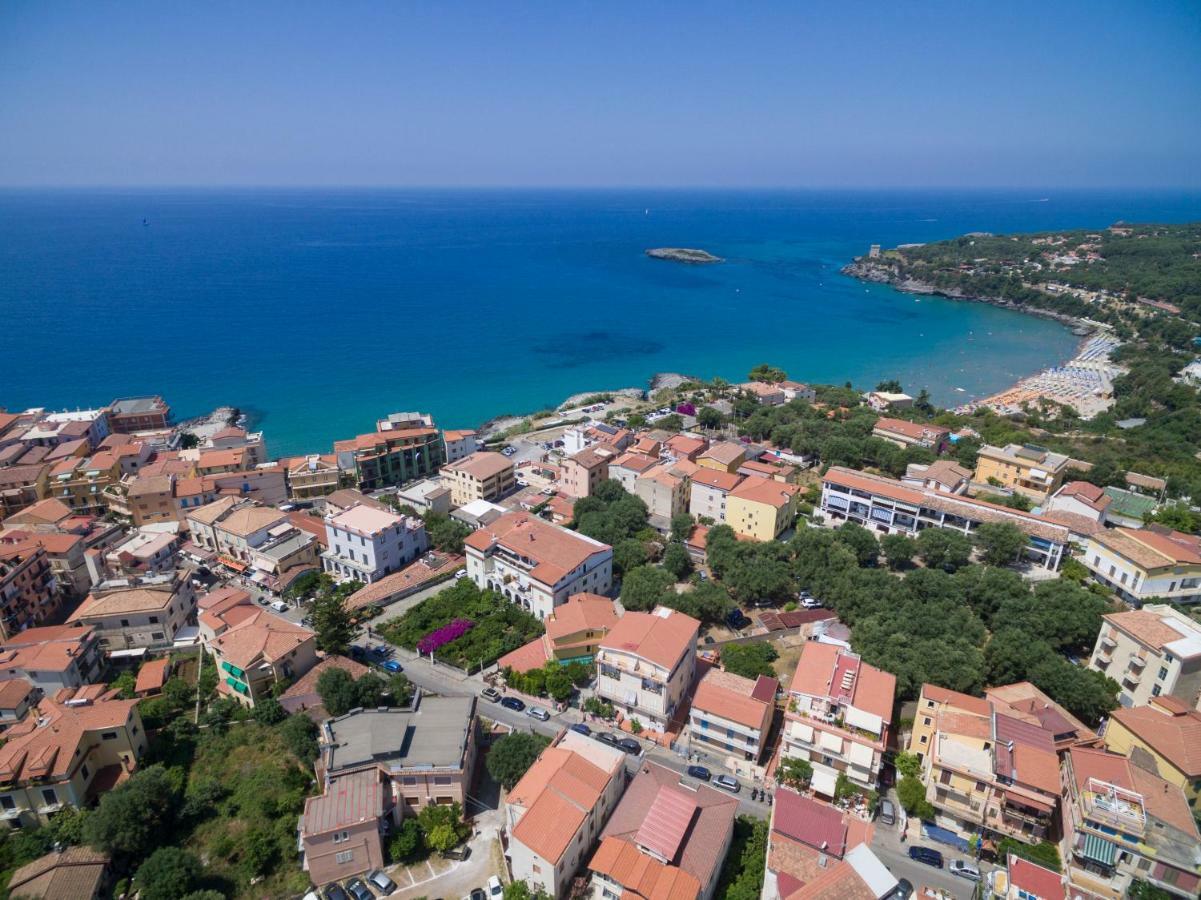 Delfino Hotel Marina di Camerota Ngoại thất bức ảnh