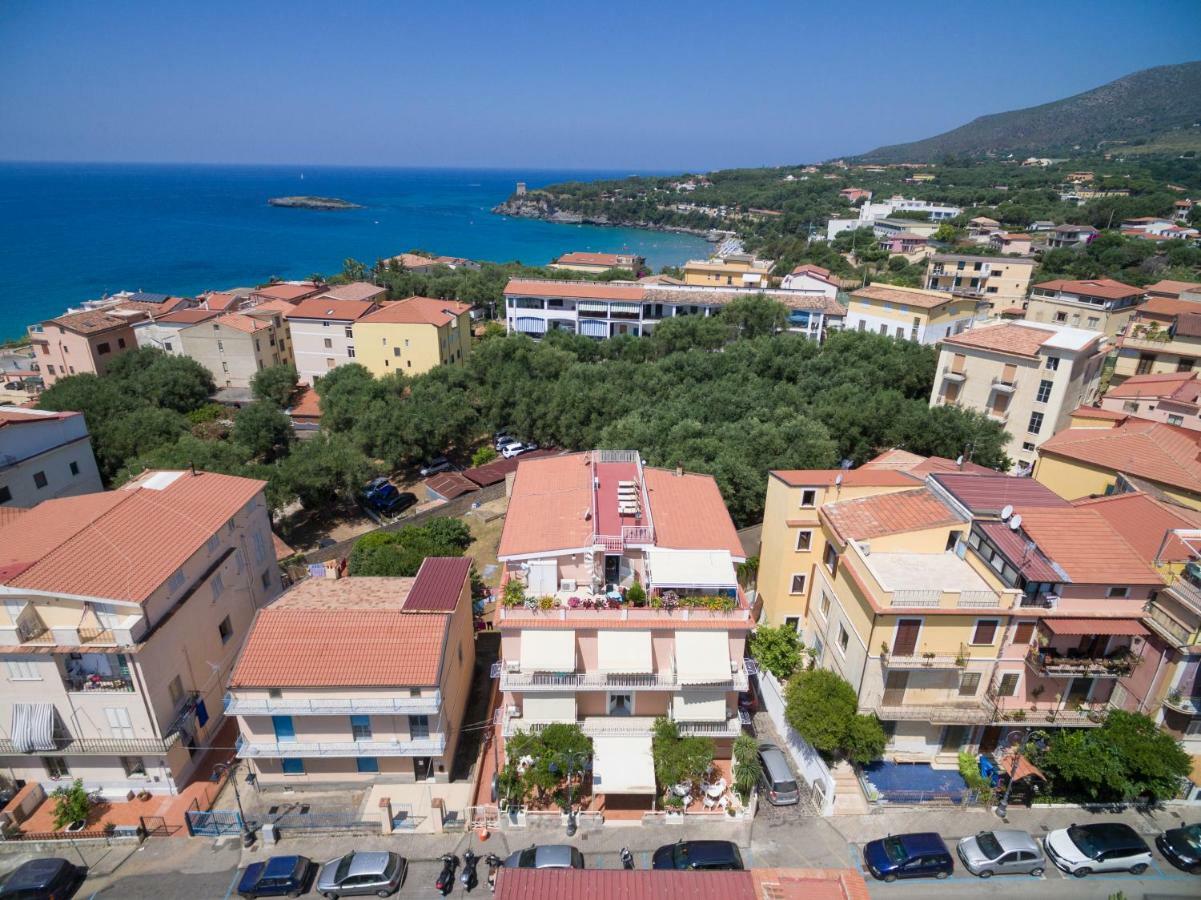 Delfino Hotel Marina di Camerota Ngoại thất bức ảnh